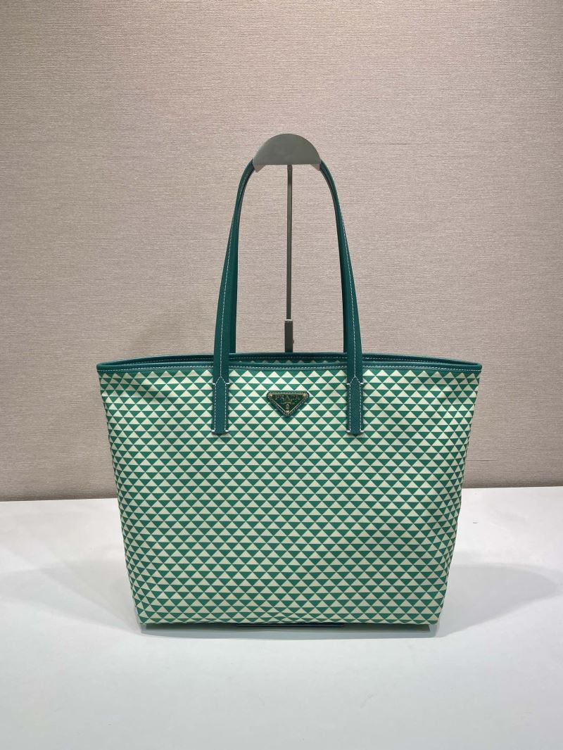 Pra*a tote bags